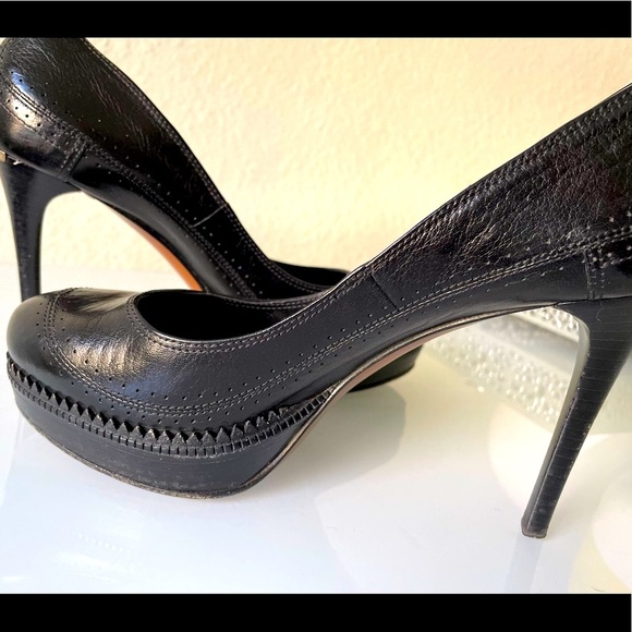 BURBERRY “Bridle” Black Arlington Platform Pumps - Picture 13 of 15